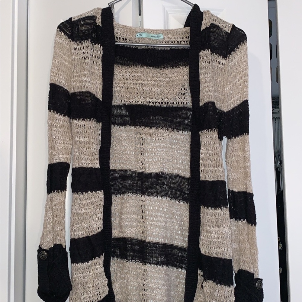 tan/black cardigan